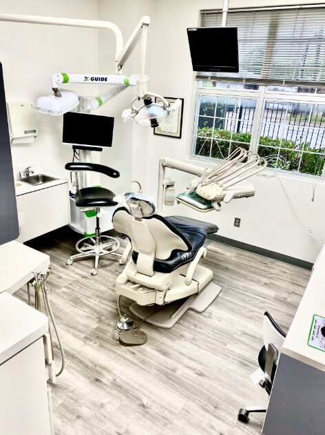 Dental treatment room