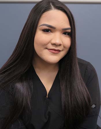 Dental assistant Bibian